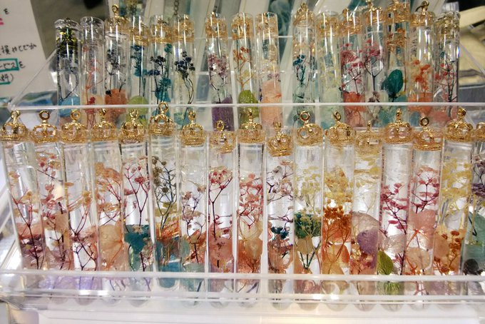 試験管ペンダントのtwitterイラスト検索結果