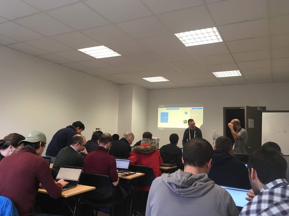 PubSapientEng's tweet image. C'est parti, les participants du #DevFestParis19 se sont lancés dans une course de drones, lors du hands-on #CloudFunctions !  
Leur objectif : coder, déployer et améliorer une Cloud Function pour commander un drone virtuel. Que le meilleur gagne !