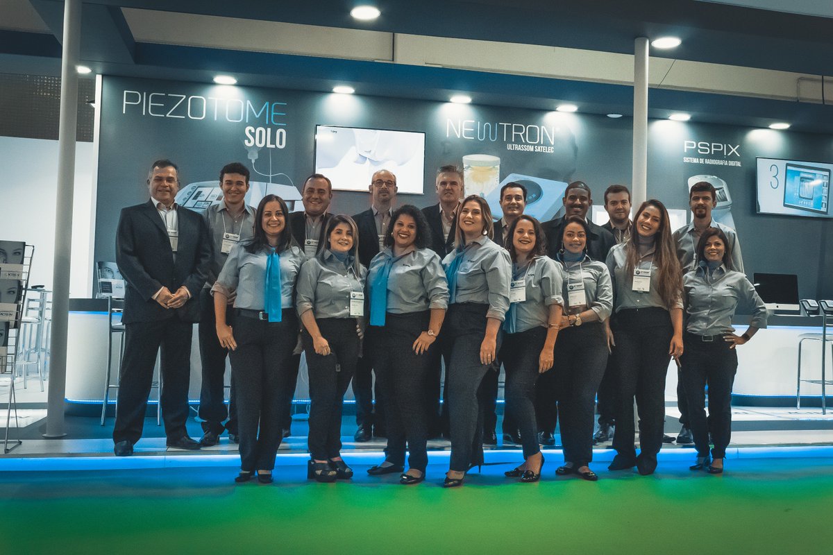 microimagem's tweet photo. Time do CIOSP 2019 🇫🇷 🇧🇷
Foi incrível essa semana que passamos juntos.
Ela com certeza foi um grande exemplo de como o sucesso acontece.
Muito obrigado a toda equipe.
#Acteon #MicroImagem #CIOSP #Odonto #Digital https://t.co/LVJX0a1G9g