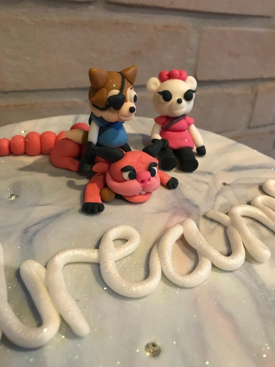 GameDevScott's tweet image. It was my birthday yesterday and my wonderful, amazing wife surprised me with her very own Dreams cake! 🎉🎂🎉

@mediamolecule @monsterplant @marcoshealey @mmalex @siobhanreddy @Johnee_B @TomDent_ @abbieheppe @Peter__Field #DreamsPS4 #Dreams
