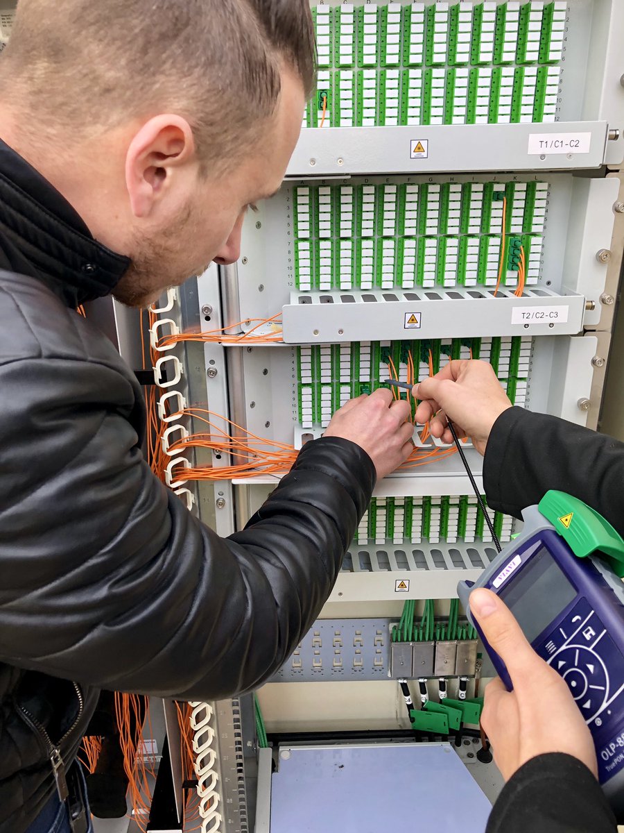 romain_cambon's tweet photo. Un Sav #FTTH avec la #Boutique sur le terrain #UISO #ADSO #Partagedecompetences #Transversalité #HarmonisationdesServices #ExperienceClients @OrangeNvAquit  @orange https://t.co/A1i3xQ7iX0