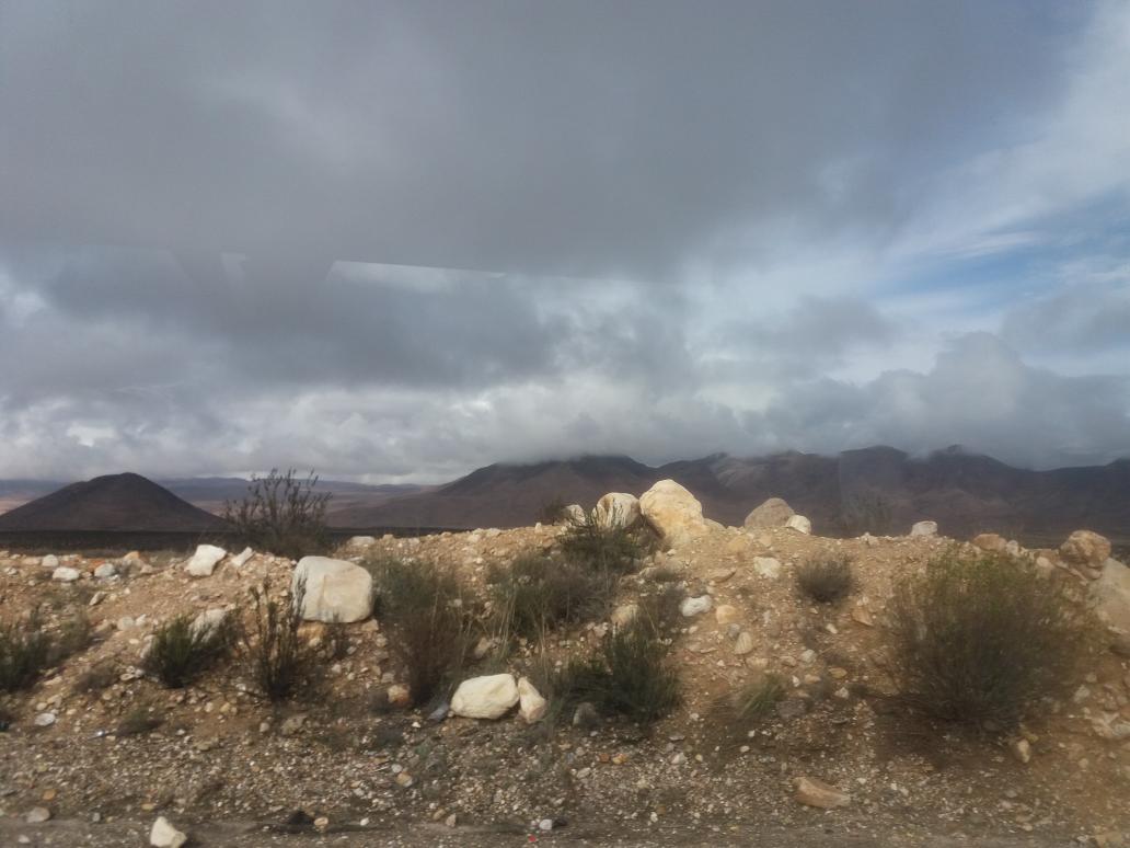 ximeastudillo's tweet photo. #LluviasEstivales Amigos de @RedMeteoA voy a Putre. Les dejo una imagen del panorama más arriba de Zapahuira. Nubosidad hacia Arica y aquí en precordillera sin precipitaciones pero con nubosidad baja @andrea_aste @aricamia47 @MuniArica @EduuuuB @andresdearica2 https://t.co/njm9WbLNnN