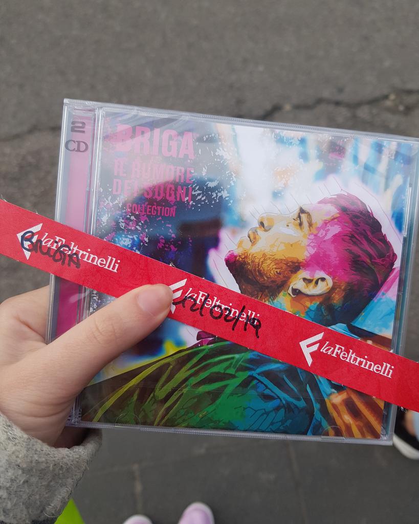 Maryna_B14's tweet photo. Finalmente miooo😍 @MattiaBriga https://t.co/A9O8rPHG71