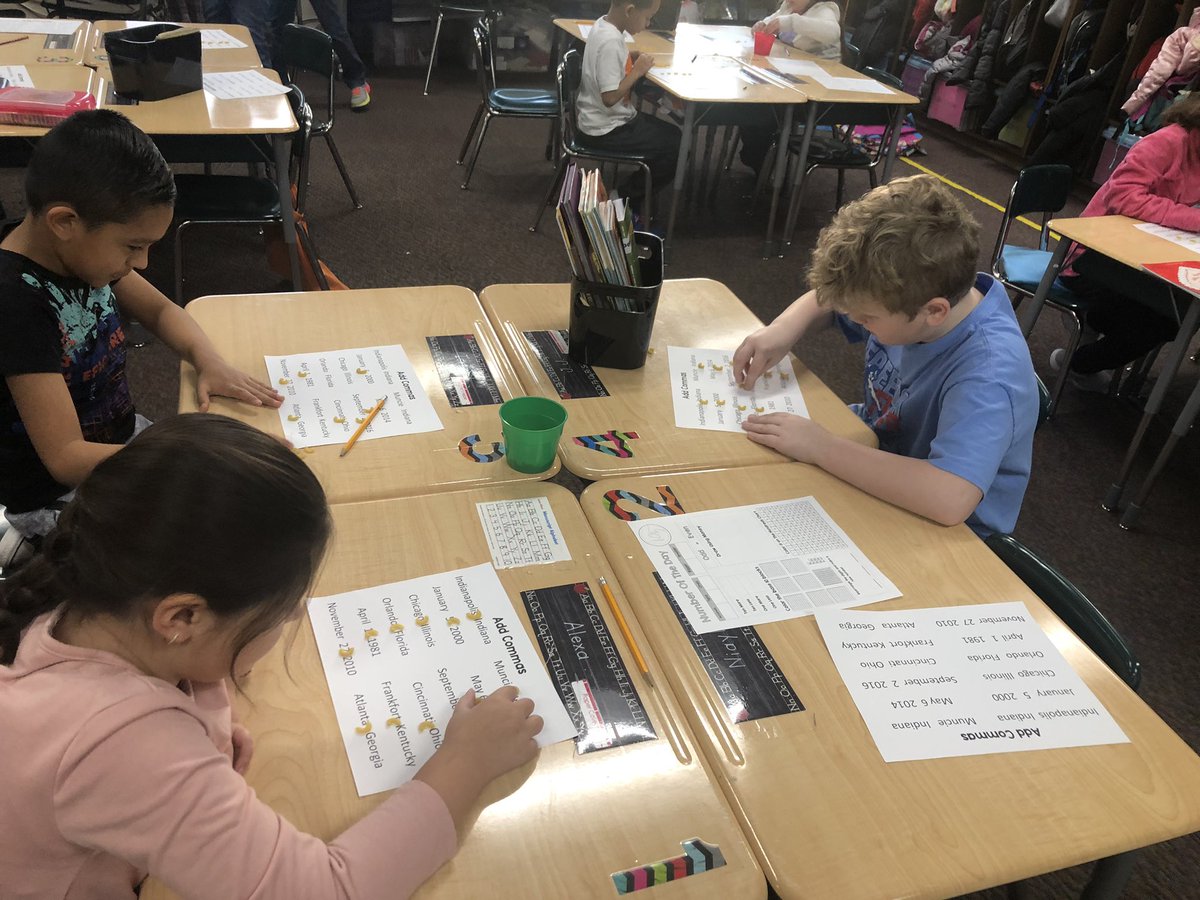 MrsIsomsFriends's tweet image. Using macaroni to show where commas belong #grammarfun