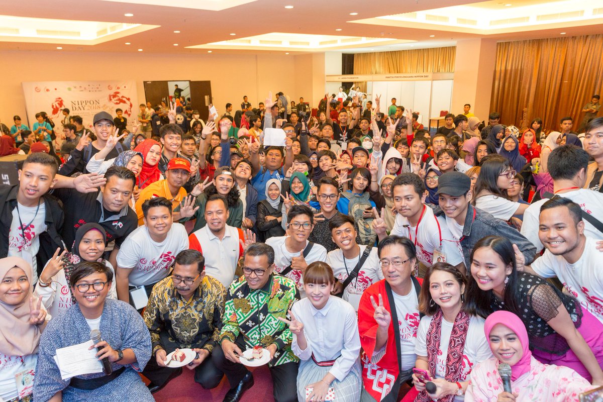 Flashback yuk! Ini sebagian dari keseruan acara Nippon Day tahun 2018.   Ada kak <a href="/Haruka_NKGW10/">Haruka Nakagawa 仲川遥香</a>  juga loh❤️❤️❤️
#nipponday
#nipponday2019
#festivaljepang
#bunkasai
#makassar