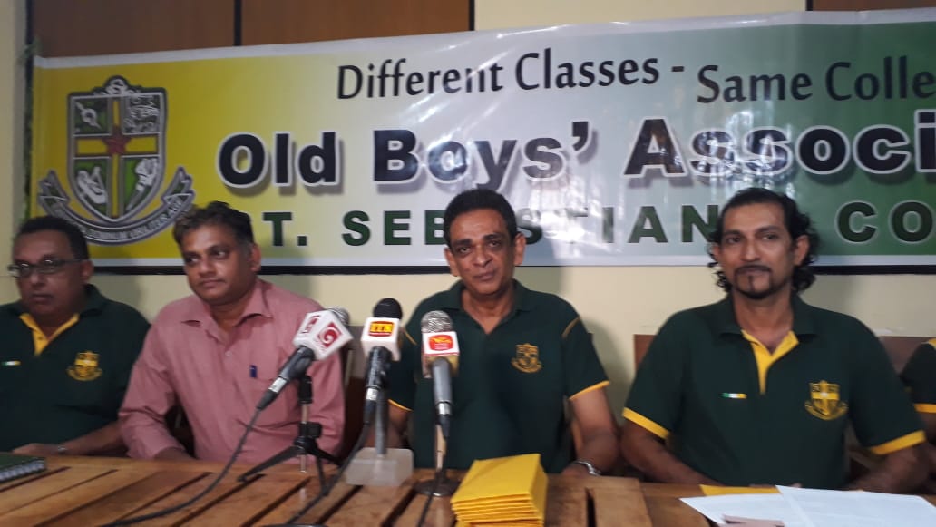 SEBSOBASL's tweet photo. Press Briefing - Back to College 2019
Carlton Club House
#SEBSOBASL #SEBSOBA #SEBSMoratuwa #LKR #SriLanka https://t.co/rSo0u5pgDf