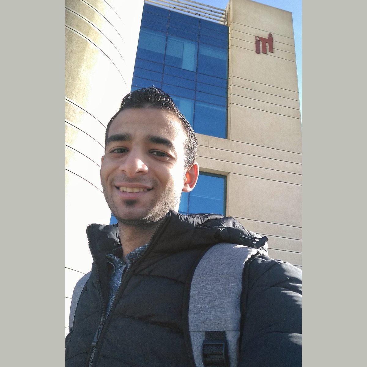 MeDhaT_M7tt's tweet image. #NewProfilePic #StudyJamMENA  #FlutterEgypt #ITI ❤️