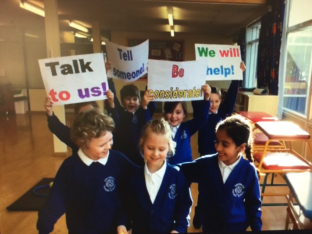 BirchwoodPrim's tweet image. Year 6 have enjoyed re-watching Birchwood&apos;s very own online safety video today - Words Hurt. KS2 also enjoyed watching it during assembly on Tuesday, and discussed appropriate online behaviour! #SaferInternetDay19