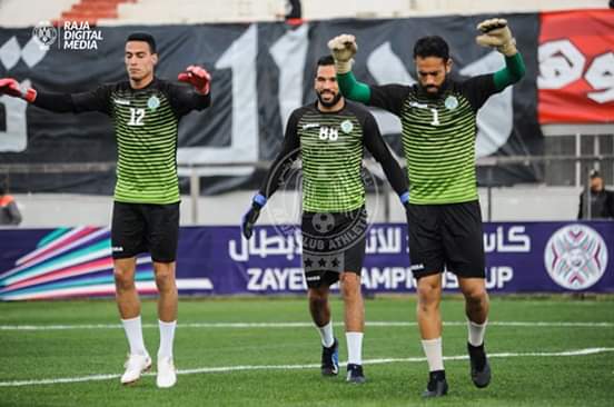 RCAofficiel's tweet photo. ⚽|Pre-Match warm up !
#ESSRAJA
#WeAreRaja https://t.co/6XqhO85Gtg