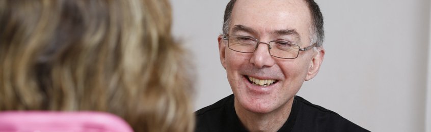 Chard_Dentist's tweet photo. Your dedicated family dentist. If you're looking for a considerate and reliable family dentist, look no further than @Chard_Dentist. https://t.co/Xce9eisjVT #FamilyDentist #LocalDentist #Chard https://t.co/BLrSC4Nqpc