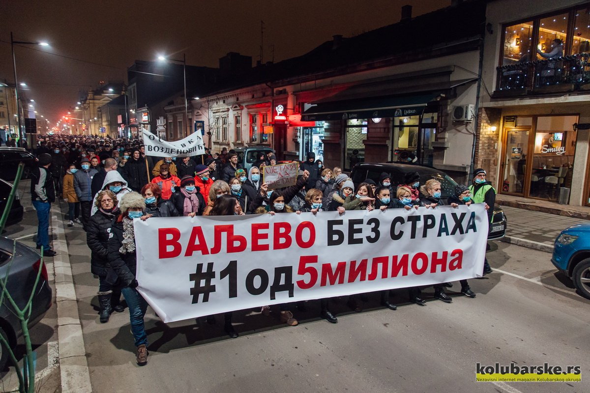 djdjokovic's tweet photo. I #Valjevo prohodalo #1od5miliona https://t.co/NyXoYUlqPb