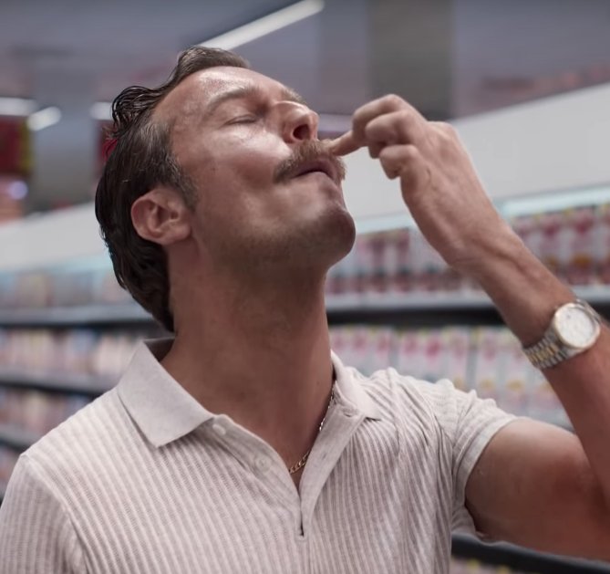Esta semana estuvo cargada a los comerciales, especialmente los de tono humorístico de la mano de Amazon, Mercedes-Benz y Campofrío. Revisa estos y otros en el #LionFeed de esta semana 🤩 bit.ly/2Ghm3Qi
