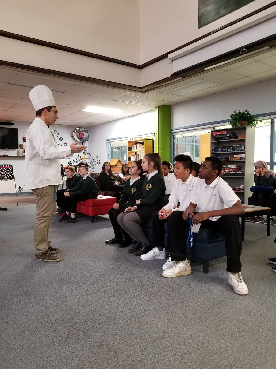 TGPartridge's tweet photo. Gr 7 &amp; 8 Book tasting at the Learning Commons #IamStPats #BeStPats https://t.co/X5xEklRTa9