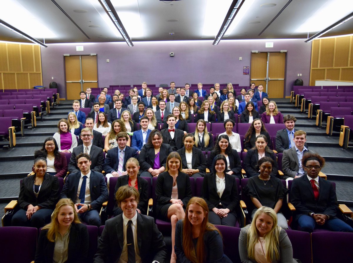 lsudeltasigmapi's tweet photo. Last night we held our Spring 2019 Pledge Ceremony. We welcomed 37 new individuals who have accepted to take on the pledge process. We wish you goodluck during this semester! https://t.co/GWtTvaYxQy