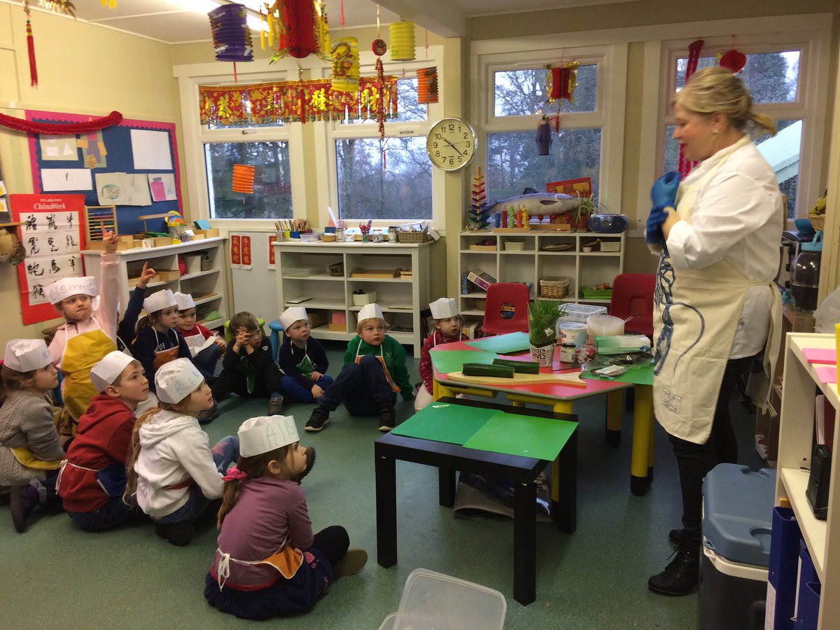 LittleArdvreck's tweet photo. Little Ardvreck participated in a fabulous Chef Demonstration Workshop about Scottish fish. They learned about the journey of the salmon, tasted a variety of salmon products and made mackerel pate. #healthyeating #handsonlearning https://t.co/LQH0LNbw9X