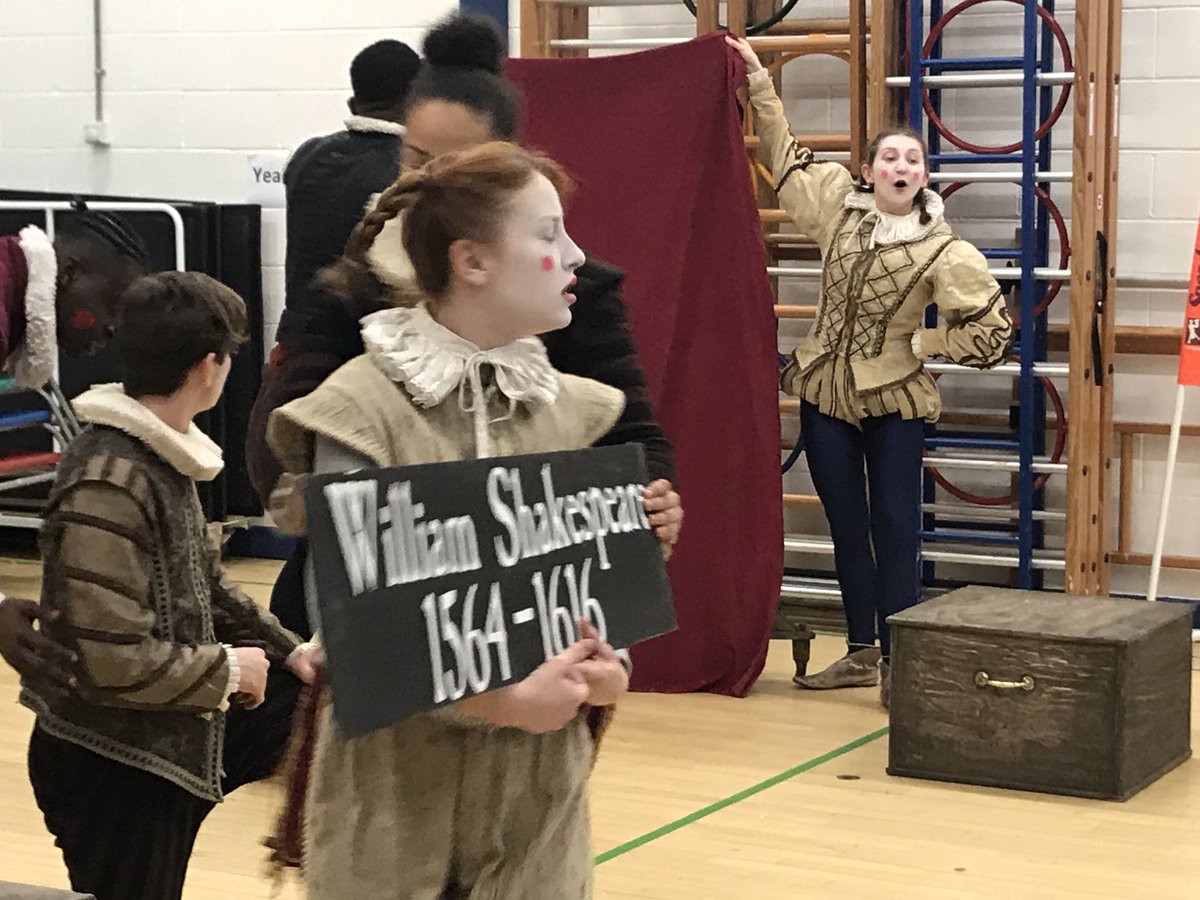HannahMorePri's tweet photo. Wonderful to welcome @BOVTS with their fantastic #ruffguidetoshakespeare. Our KS2 children loved it. Thank you so much! https://t.co/R43PsfoYx1