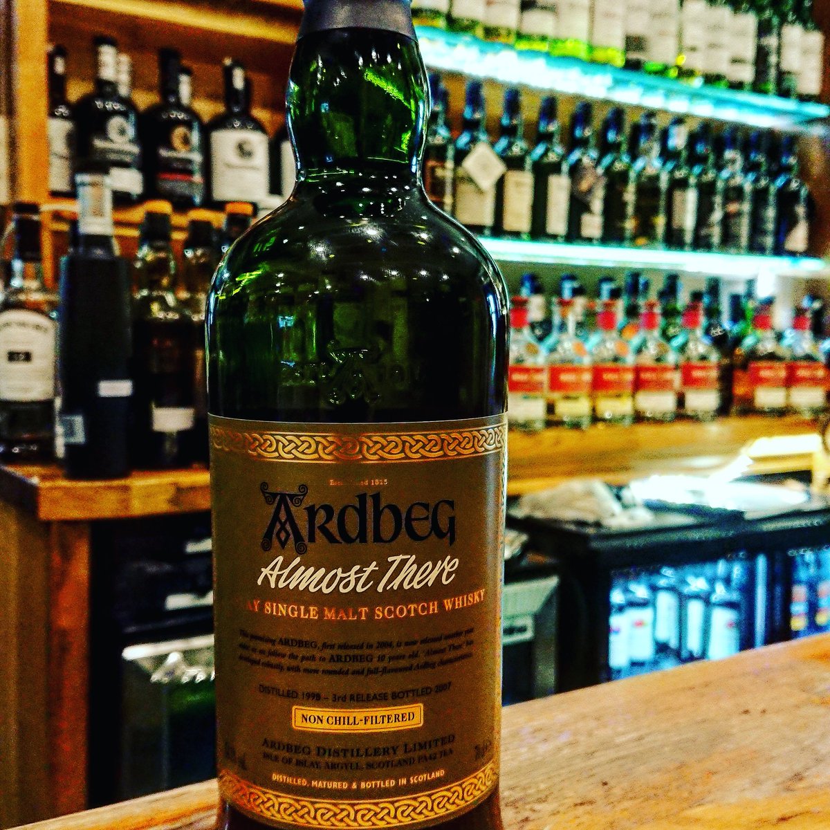 BowmoreHotel's tweet photo. Now back in Stock at luccis whisky π₯ bar is the Ardbeg Almost There 1998 and it's 54.1% love it π π π!!
#BowmoreHotel #Ardbeg #luccis #Islay #Lucciswhiskybar https://t.co/KAxl4g9iXd