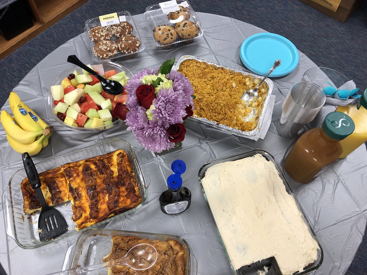 MHSSCounselors's tweet photo. A huge thank you to the students, staff, and community at L-D for all the love during National School Counseling Week! We are so lucky to work with such supportive and kind people - thank you from the bottom of our hearts ♥️ #NSCW19 https://t.co/RP9it8p3Ti