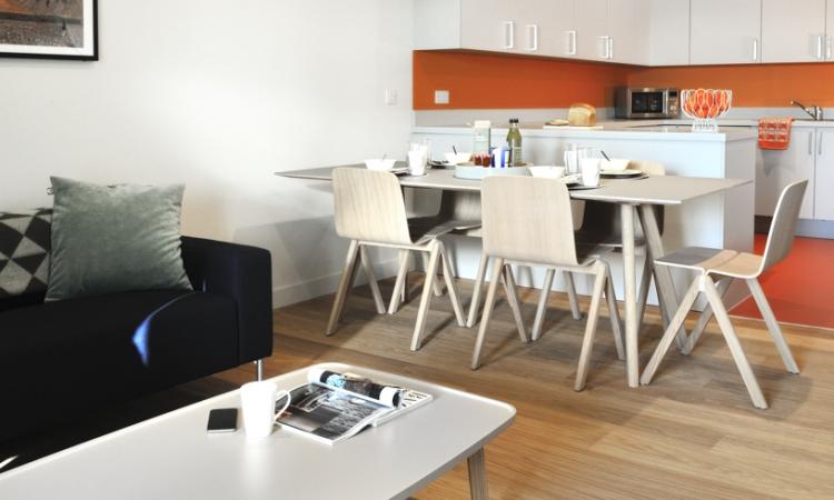accommod_engine's tweet photo. Looking for student accommodation in Central London? Host King's Cross student residence features quality bespoke furniture and fittings in spacious rooms with a generous study area. https://t.co/4bfDiS2Eu3 https://t.co/QA8hWxqIq2