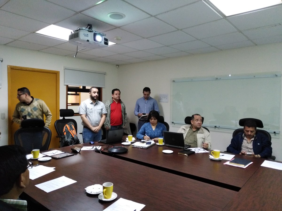 sncalidad's tweet photo. Inicia reunión del Consejo Nacional de Normalización donde se están presentando normas de apoyo al sector alimentos y de la construcción. @AGEXPORTGT @calidadorg @ceinforma @GUATEMINECO @OGA_GT @construguate @PRONACOMGT @gremial https://t.co/X460FLvk8I