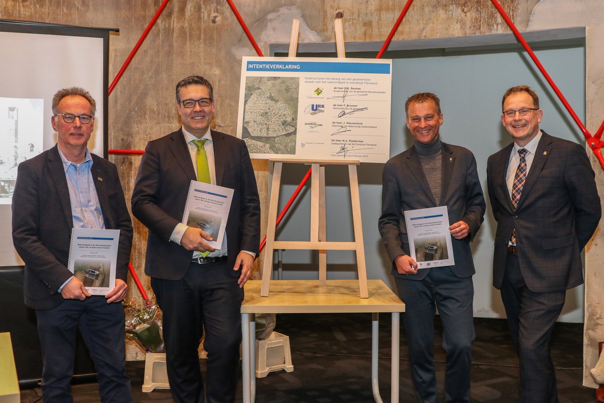 Provincie Flevoland (@flevonieuws) on Twitter photo Vandaag tekenden <a href="/Flevonieuws/">Provincie Flevoland</a>, <a href="/Zuiderzeeland/">Waterschap Zuiderzeeland</a>, <a href="/GemeenteNOP/">Noordoostpolder</a> en <a href="/Gemeente_Urk/">Gemeente Urk</a> een intentieverklaring over de bescherming, het beheer en behoud van #watererfgoed in noordelijk #Flevoland. Lees verder: bit.ly/2GwWryn Vandaag tekenden <a href="/Flevonieuws/">Provincie Flevoland</a>, <a href="/Zuiderzeeland/">Waterschap Zuiderzeeland</a>, <a href="/GemeenteNOP/">Noordoostpolder</a> en <a href="/Gemeente_Urk/">Gemeente Urk</a> een intentieverklaring over de bescherming, het beheer en behoud van #watererfgoed in noordelijk #Flevoland. Lees verder: bit.ly/2GwWryn