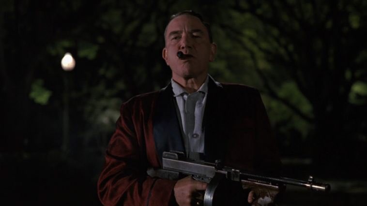 bkemmet's tweet photo. Décès d’Albert Finney (1936-2019), le plus irlandais des acteurs anglais.
(Ici dans Miller’s Crossing des frères Coen) https://t.co/SSKhV4CzG6