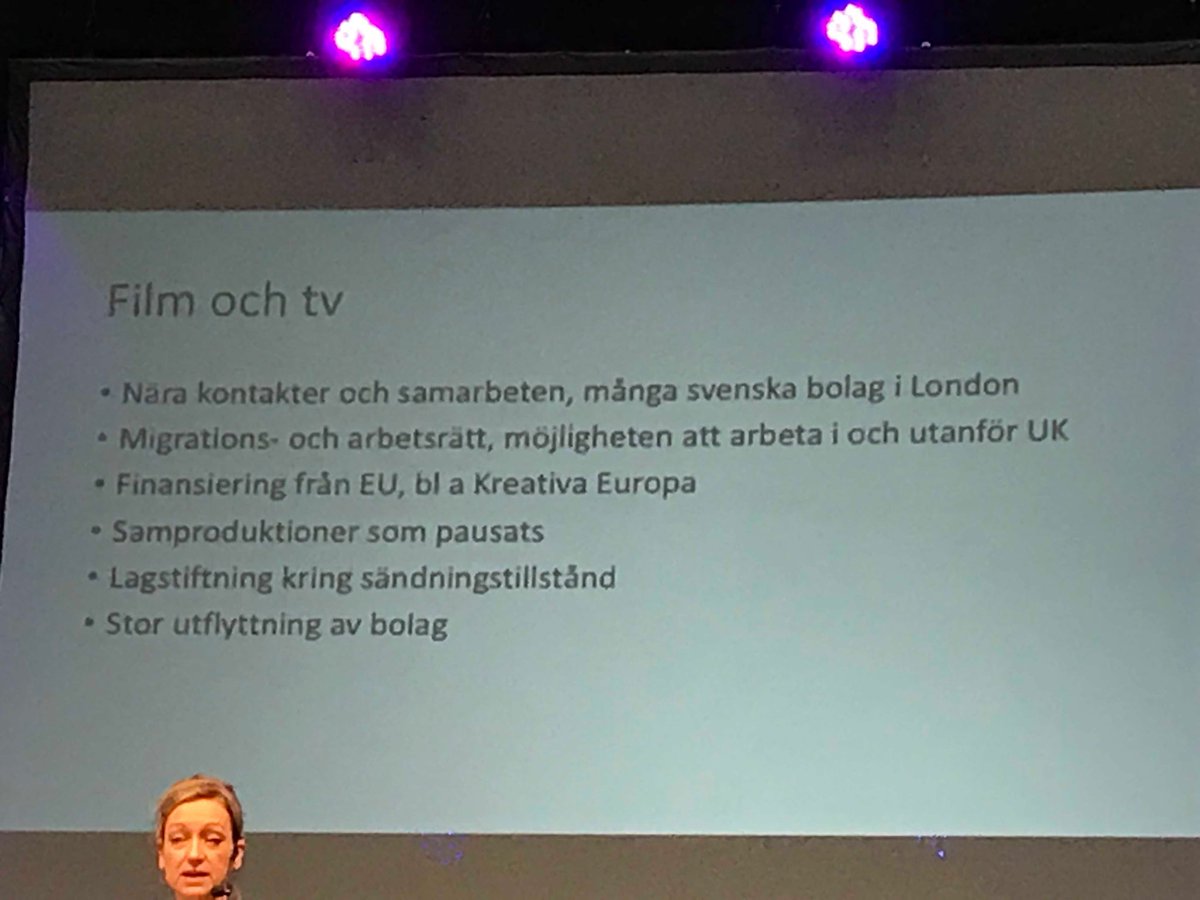När Pia Lundberg, kulturråd i London, berättade om hur Brexit kan påverka kulturutbytet blev stämningen dyster ⁦<a href="/FolkochKultur/">Folk och Kultur</a>⁩ . Alla kulturarbetare i Storbritannien mkt oroliga nu. Liksom alla vi anglofiler i Sverige.
