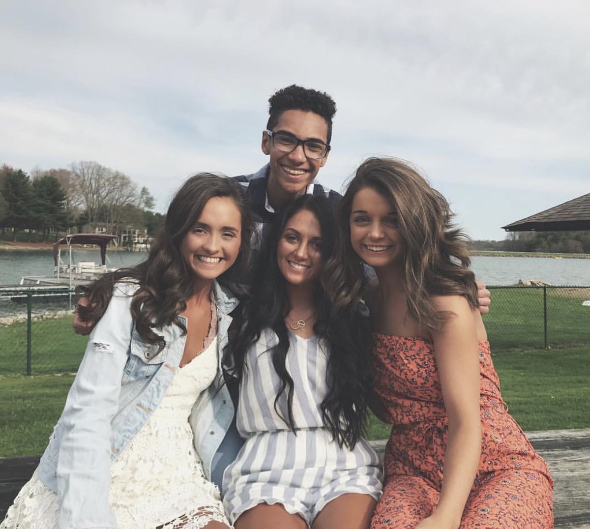 justusparkerr's tweet photo. happy birthday @sydneycall_ !! hope you have a great! I love and miss you so much!!❤️🥳 https://t.co/HfFMcqNL3R