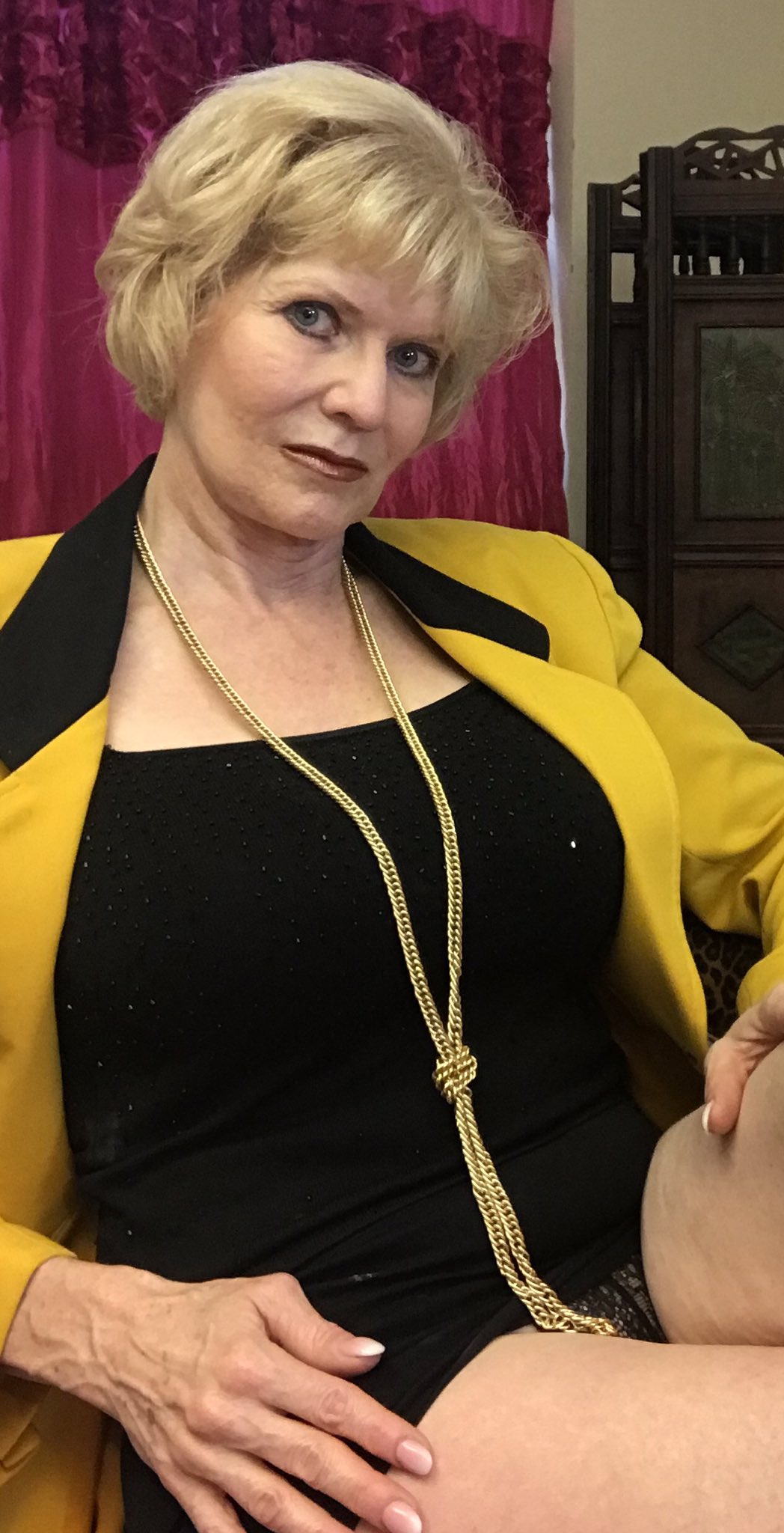 Sindee Dix on X: I cum dressed and ready for your needs  t.co4b9R3YEhfM I make your fantasies cum to life.  t.coQYllAE9MTW  X