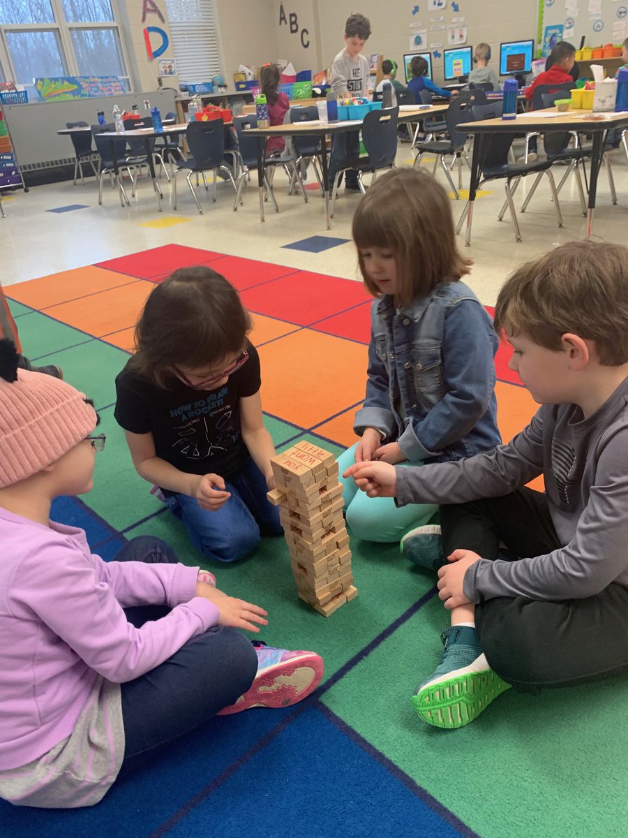 Sight word Jenga! #Kindergarten #TGIF ⁦<a href="/SouthShoreAACPS/">SouthShoreElementary</a>⁩