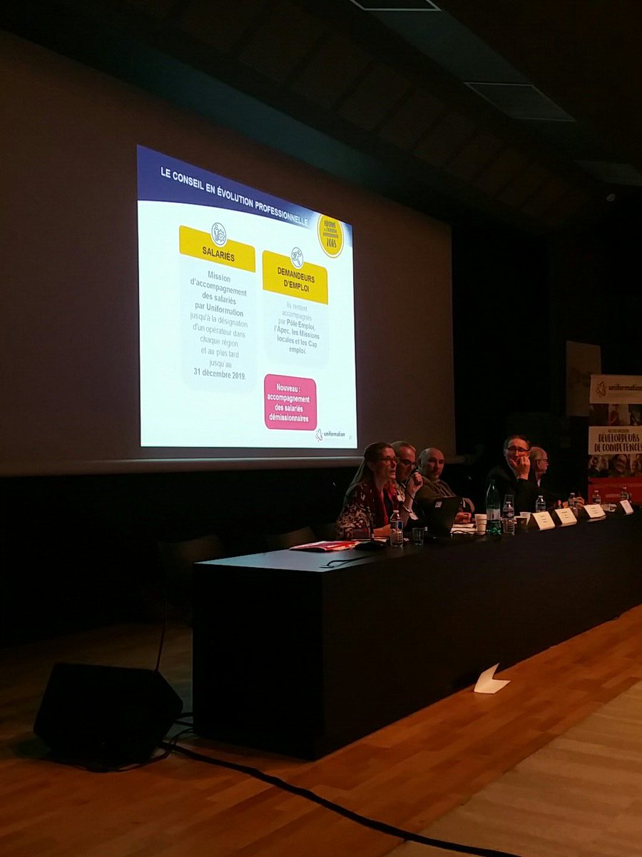 MartineRolland's tweet photo. Conférence territoriale @uniformation _ délégation sud ouest. 
Le CEP #conseilenévolutionprofesionnelle en 2019 Uniformation continue à accompagner les salariés dans leurs projets professionnels ! https://t.co/g9uUC4ZA0K