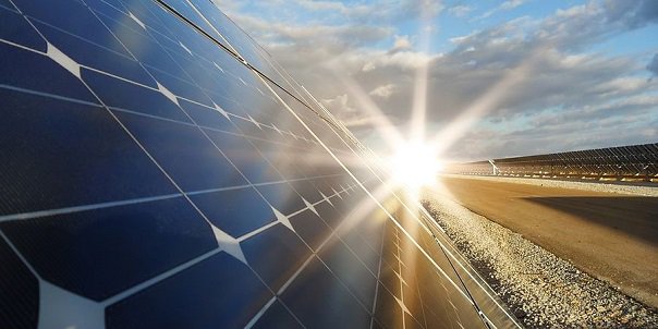 Large-scale solar arrives in #Quebec
industryabout.com/industrial-new…

#renewables #renewableenergy #energy #environment #bifacialsolar #solar #solarenergy #climatechange #canada