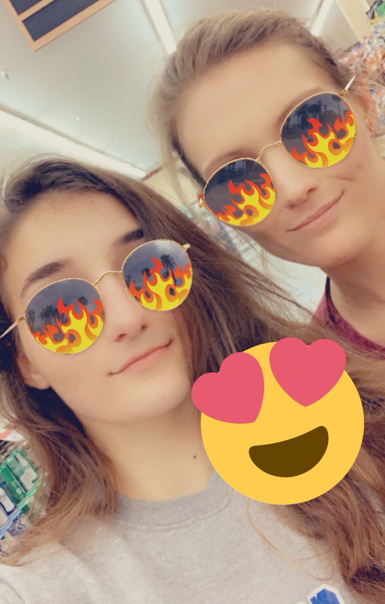 evannnelizabeth's tweet photo. My mom’s the best. She got me tickets to #BFD19 and now we get to see In This Moment together. I love her so much 🥺😍🥰 https://t.co/V7mf80ECYl