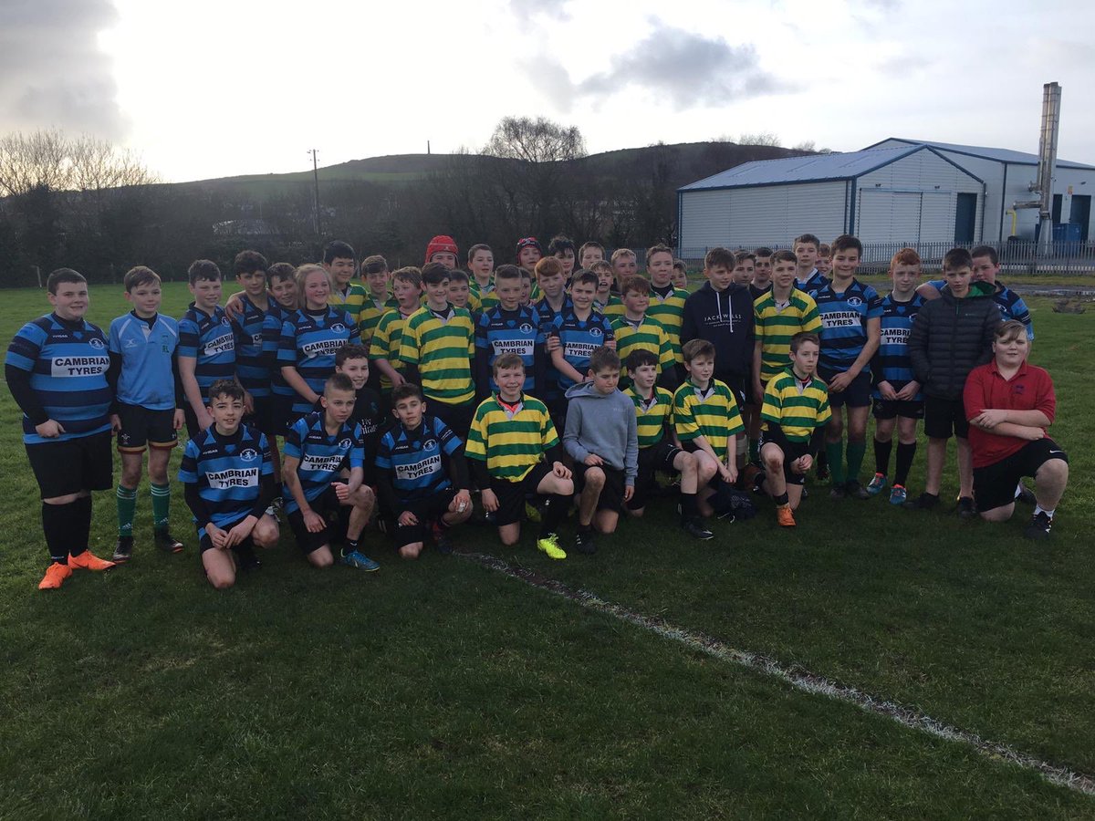 Anlwcus oedd ein bechgyn bl.8 yn colli o 29-17 yn erbyn Ysgol Glan y Mor. Pob lwc yn y rownd nesa iddynt hwy. Fe wnaeth y bechgyn ei hunan yn browd iawn yn erbyn tîm caled #RygbiPenweddig