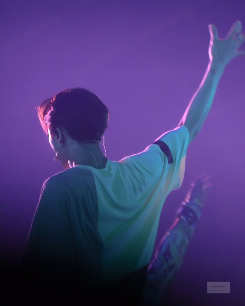 chicago9529's tweet photo. #HAPPYJOHNNYDAY 
#JOHNNY #NCT127 #쟈니 

I hope you smile everyday 👑 https://t.co/JcLO35y2TD