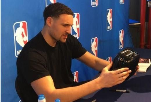Happy birthday to Klay Thompson, one of my favorite players for these reasons lmao 
