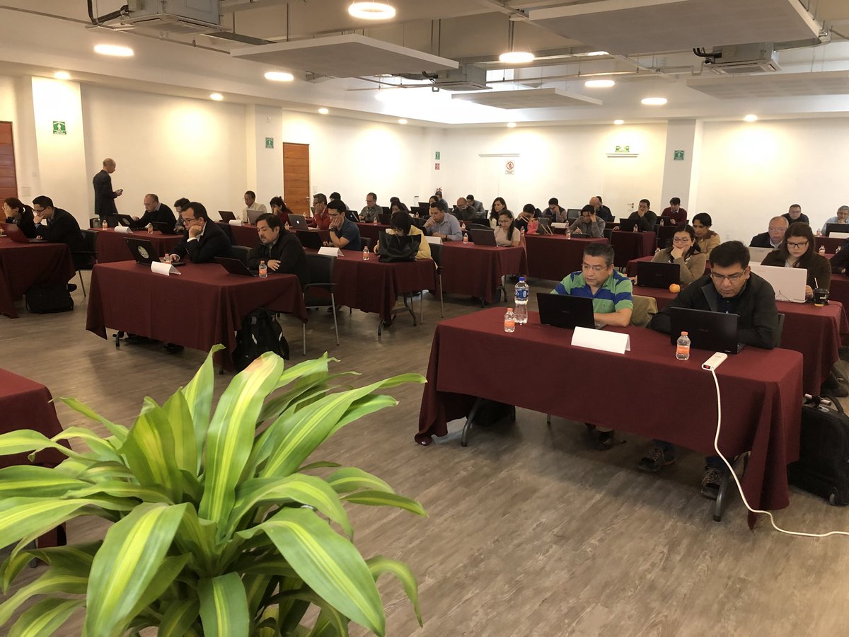 dama_mx's tweet photo. 2a Generación de candidatos CDMP concentrados en su examen. ¡¡¡Éxito!!! #damamx #cdmp #dmbok2 https://t.co/cFcp35WSYR