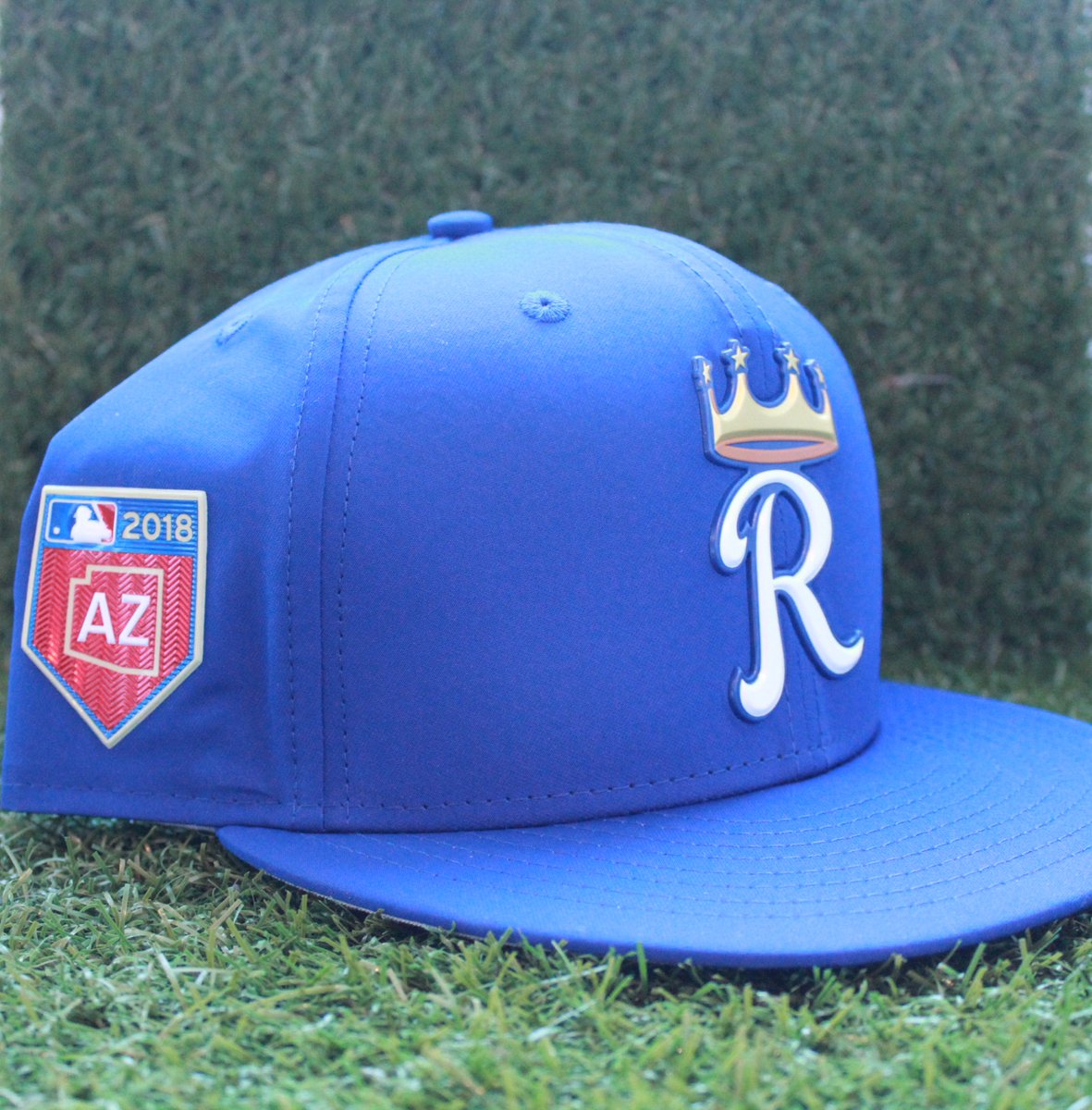 RoyalsAuthentic's tweet image. Must FOLLOW @RoyalsAuthentic &amp;amp; RT for a chance to win!

#GIVEAWAY! Gear up for #SpringTraining - 10 followers will win a 2018 #RoyalsST cap!

Winners will be picked at random on 2/12/19 at 2PM CST! #AlwaysRoyal
