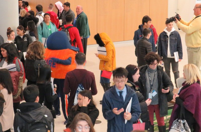 SU College of Law tweet media