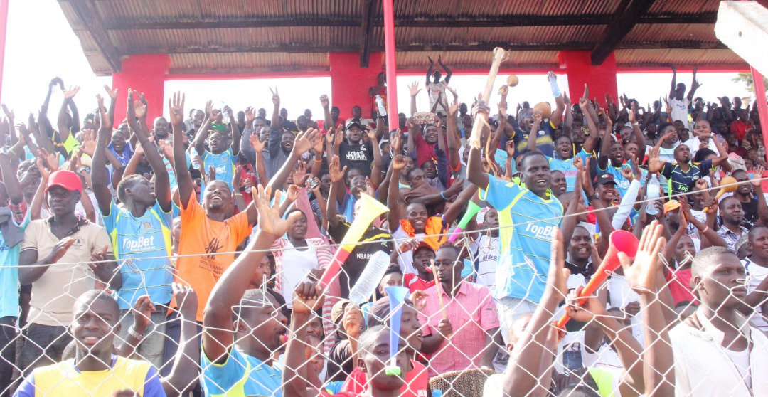 The Western Uganda Derby 
Friday 8th Feb 2019  
SUPL MATCH-DAY 18
(KAKYEKA STADIUM, MBARARA)
FULL TIME RESULT:
Mbarara City FC 3:0 Nyamityobora  FC 
PILSNER MAN OF THE MATCH 
(Paul Mucureezi)
@SANYUKATV @UgandaBreweries <a href="/mbararacityfc1/">MBARARA CITY FC</a>