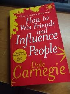 Interested in joining a Business BookClub? Here's a review of both the book and the discussion from the latest #York business bookclub @HdV_York from member <a href="/redkiteservices/">Samantha Lyth</a> buff.ly/2MMlcHL <a href="/sanedesign/">Sane Design</a> <a href="/shelovesyork/">She Loves York</a> @Gentry_GGS