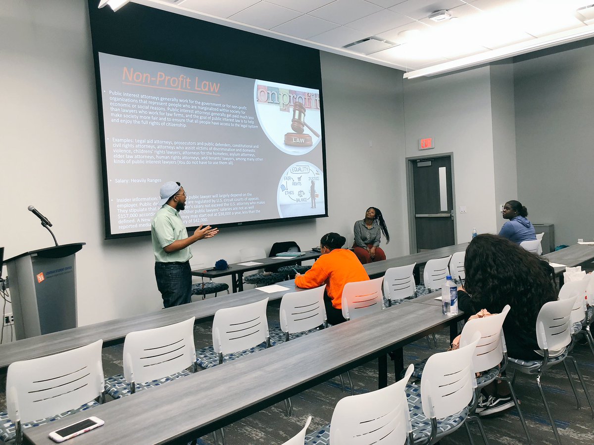SHSUNBLSA's tweet photo. Our first meeting was a success! We would like to thank everyone who came out and supported us. NBLSA has so much in store for Sam Houston.  #shsu ⚖️📚✊🏾 https://t.co/lrMwJwm4vQ