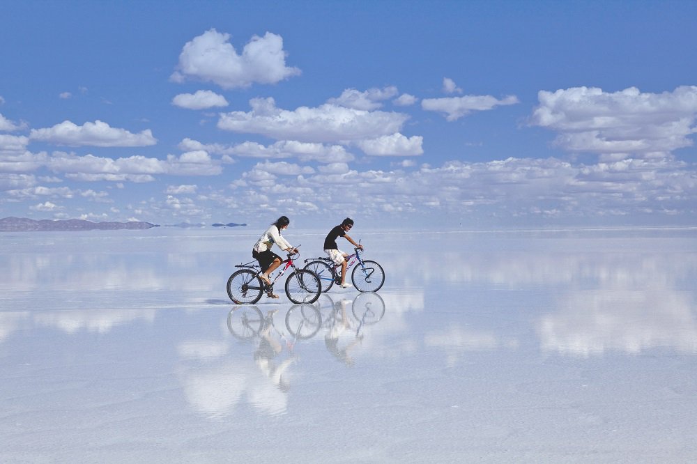 Unforgettable sights await you on a cross-country trip in Bolivia - from salt flats that are visible in space, the surreal Altiplano, volcanoes, and floating villages to La Paz’s Witches’ Market. See the top 10:  goo.gl/JFoUsJ 
#bolivia #enchantingtravels #travel