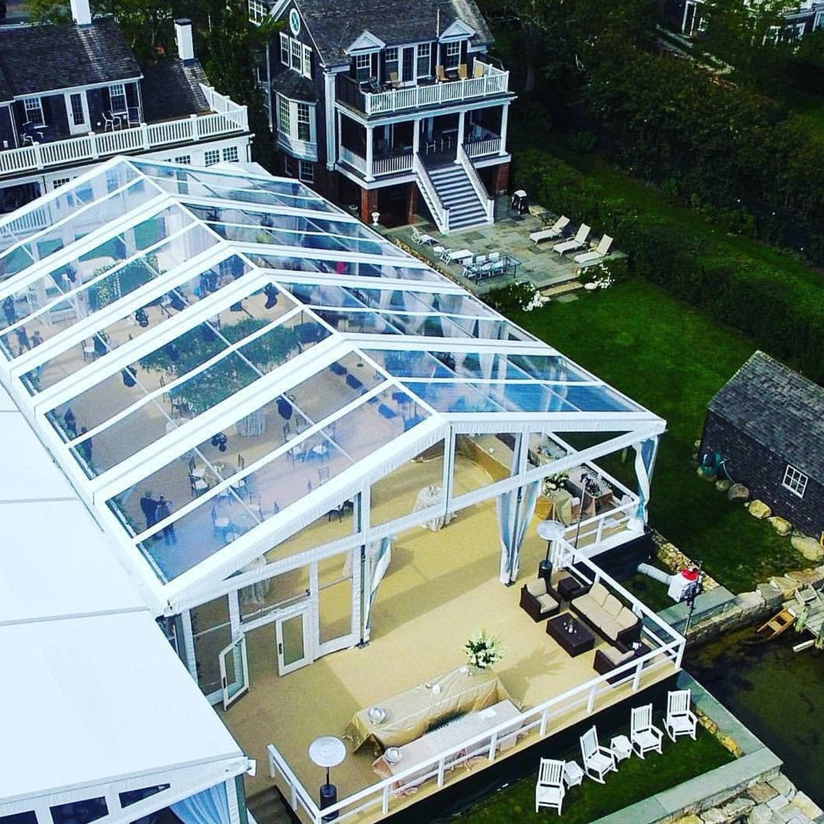 LosbergerUS's tweet image. May your weekend be as beautiful as this 15m x 22.5m Losberger De Boer installation.
💙 🎪 💚

📷: @stamford_tent

#weekendgoals #fbf #structure #tents #rentals #eventprofs #weddinginspo #wedding #eventing #manufacturing #manufacturers