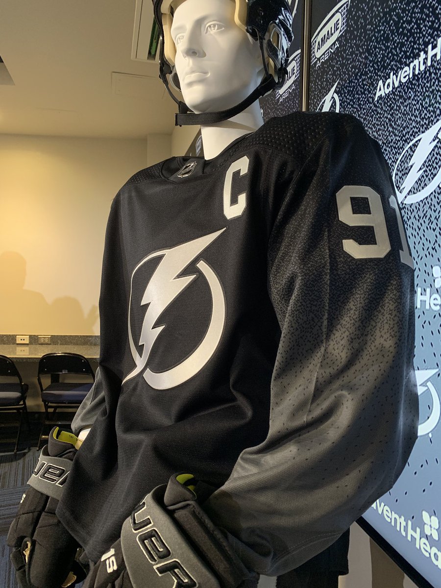 bolts hockey jersey