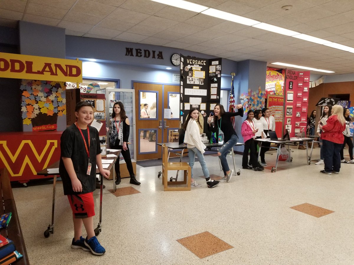 A. Dervisi tweet media