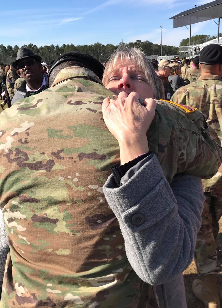 goarmy956's tweet image. #FridayWisdom-“Opportunities are usually disguised as hard work.” The Family day ceremony finally arrived as families race to embrace each other for the first time since the start of U.S. Army #BasicCombatTraining.Contact me for more info on joining the #USArmy! #warriorswanted