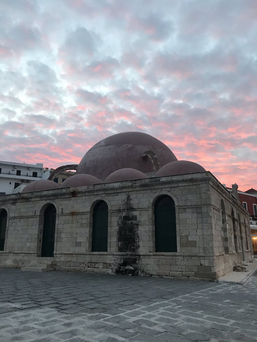 Man_Asar's tweet photo. Εκπληκτικό το ξημέρωμα στο Λιμάνι https://t.co/I7OfeJFOAC