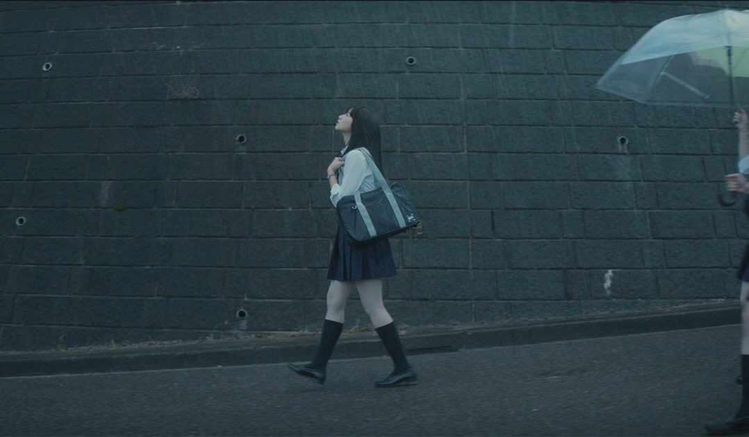 <사랑은 비가 갠 뒤처럼> 고마츠나나에 이끌려서 보러갔다..꿈을향해 달려가다 잠시 포기하고 멈춘 두 사람에 관한 이야기..고마츠나나는 귀엽고...