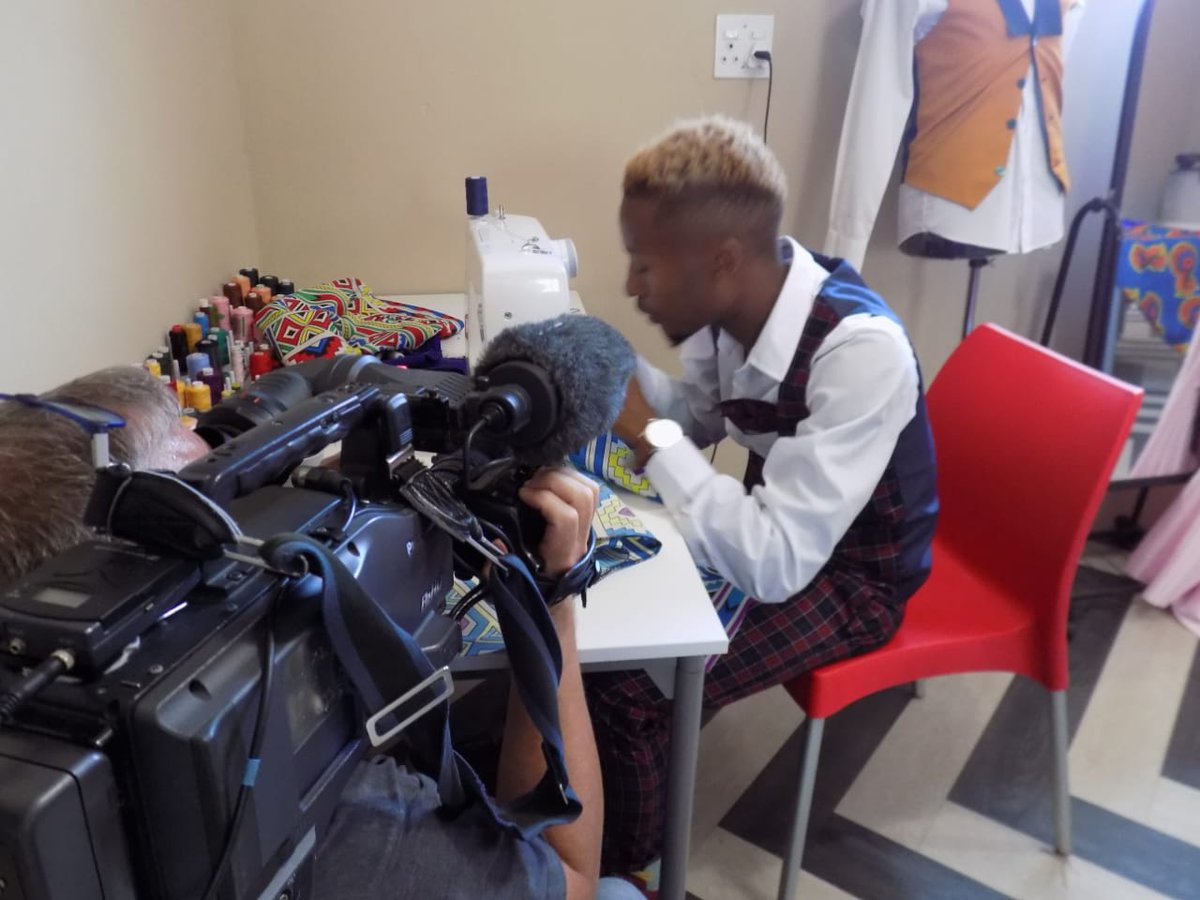 HloniMajola's tweet photo. After #SupportHloni @etv paid me a visit. How thankful am I right now? You have no idea. My life will never be the same. Up and forward!!! We go!!! https://t.co/7EfSDrhOk7
